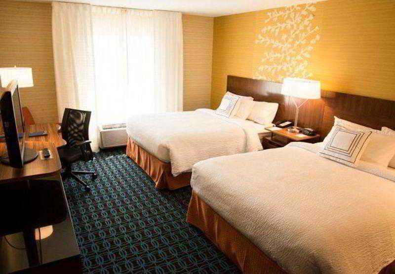 Fairfield Inn & Suites By Marriott Moncton Extérieur photo