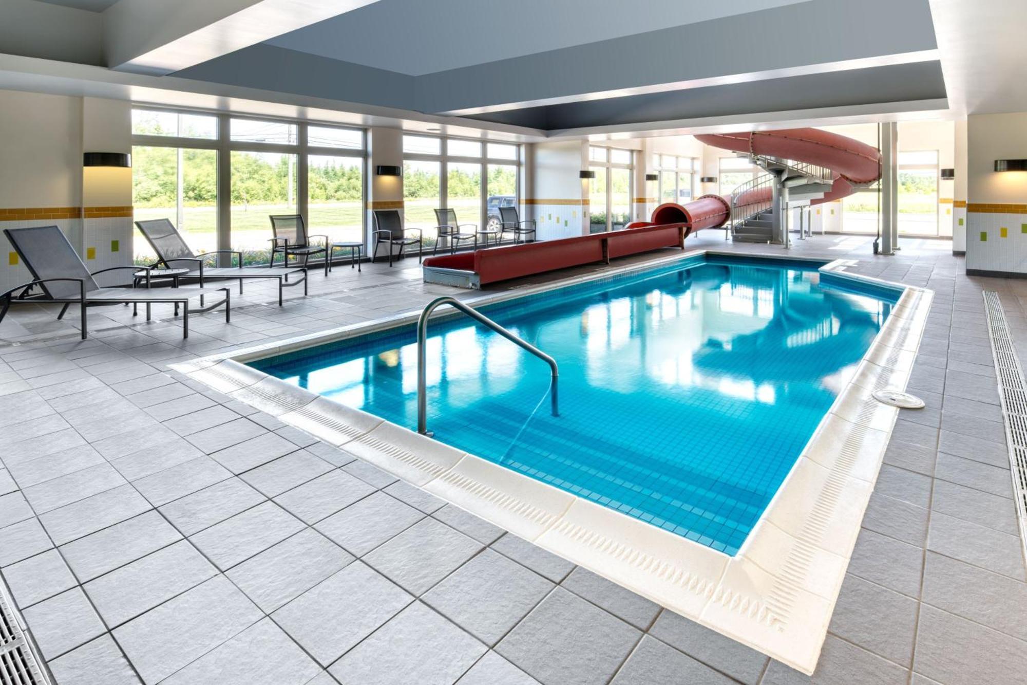 Fairfield Inn & Suites By Marriott Moncton Extérieur photo