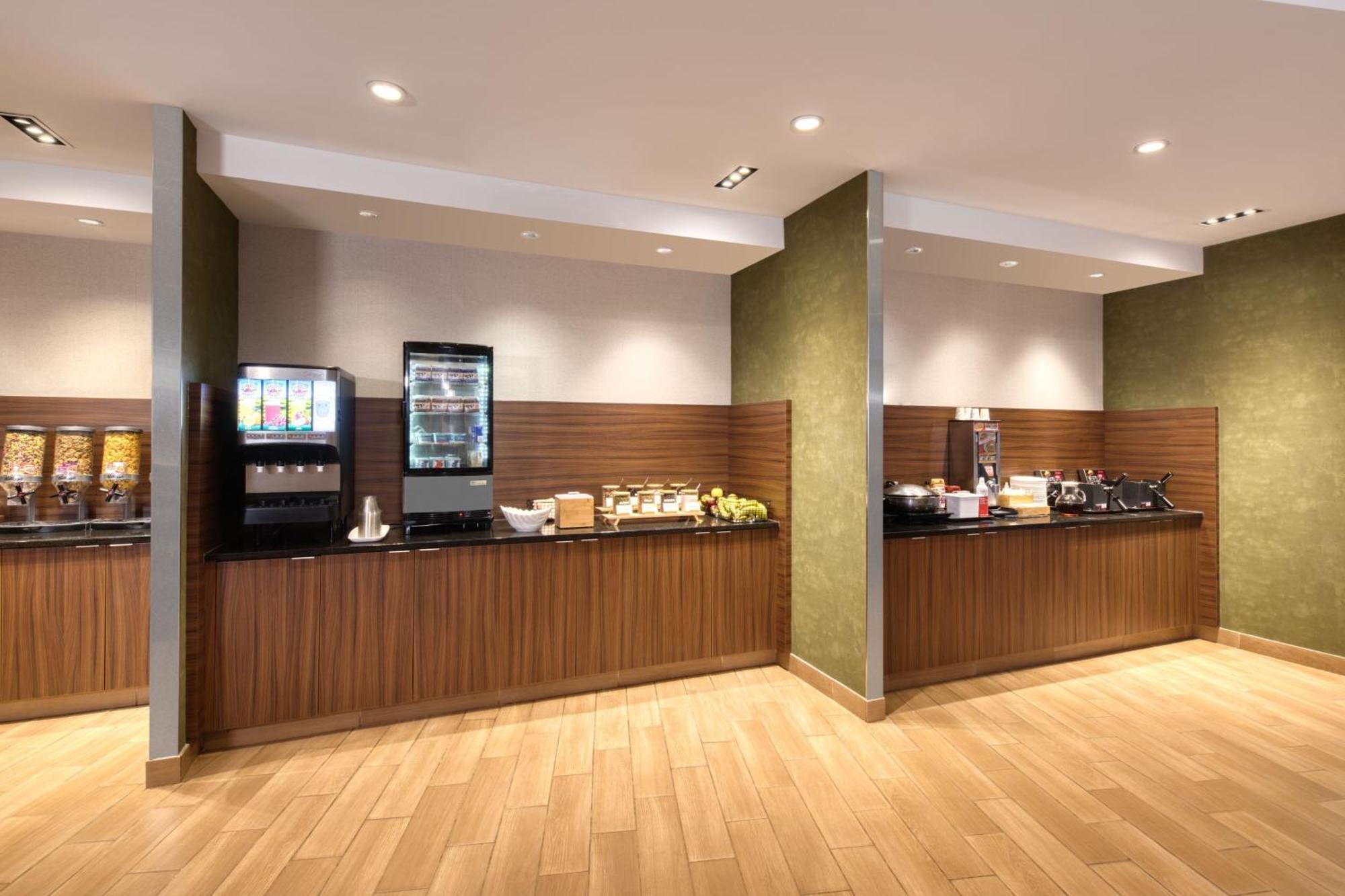 Fairfield Inn & Suites By Marriott Moncton Extérieur photo