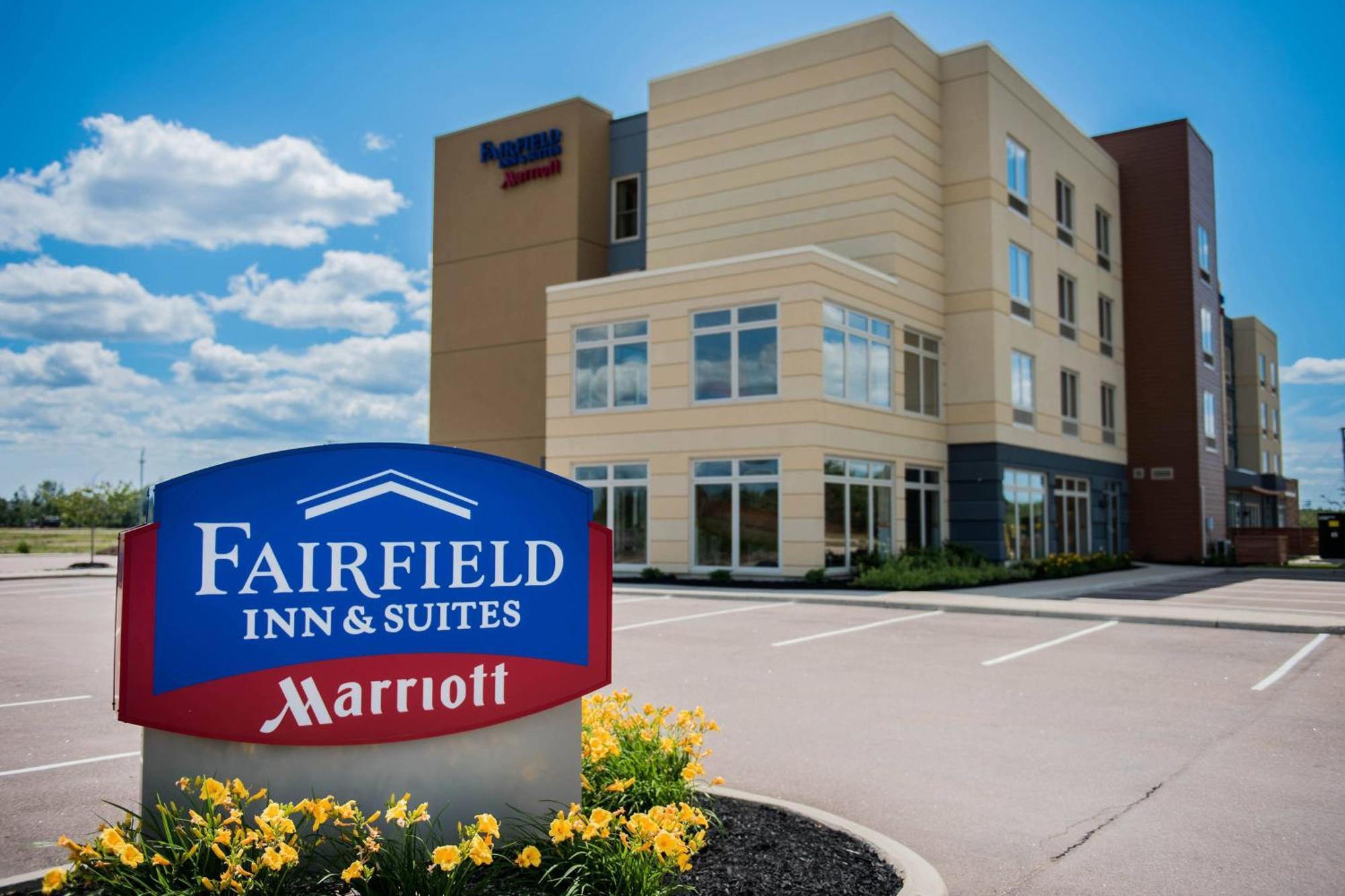 Fairfield Inn & Suites By Marriott Moncton Extérieur photo