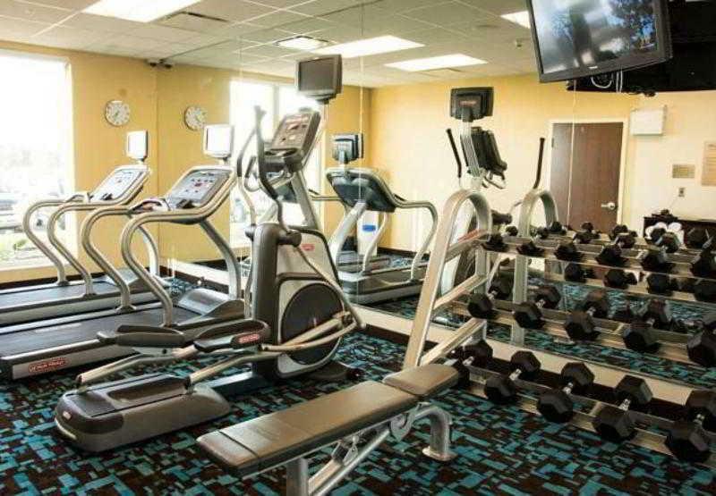 Fairfield Inn & Suites By Marriott Moncton Extérieur photo